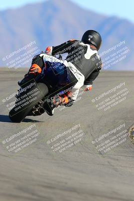 media/Jan-09-2022-SoCal Trackdays (Sun) [[2b1fec8404]]/Turn 12 Backside (130pm)/